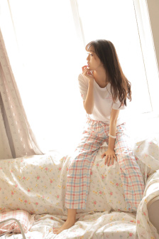 车震门大胸女小游戏